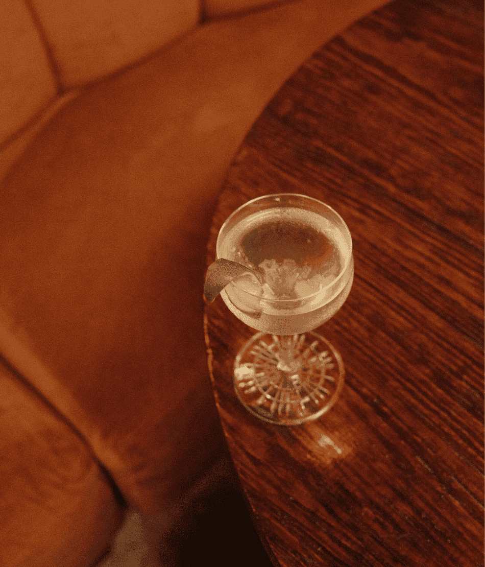 Palo Santo Martini &ndash; DrinksOne