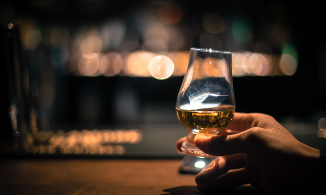 Independent Whisky Bottlers: Discover the Hidden Gems of the Whisky World