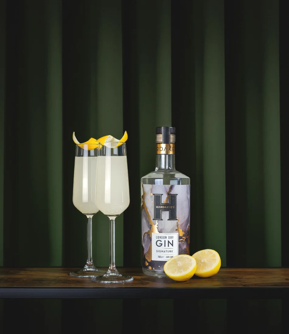 Hardaker’s-Signature-Gin-London-Dry-Lemon-Rosemary-Cocktail