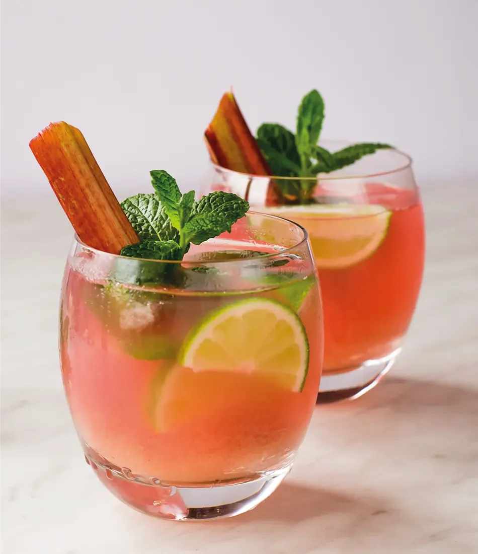 Rhubarb-Ruin-Cocktail